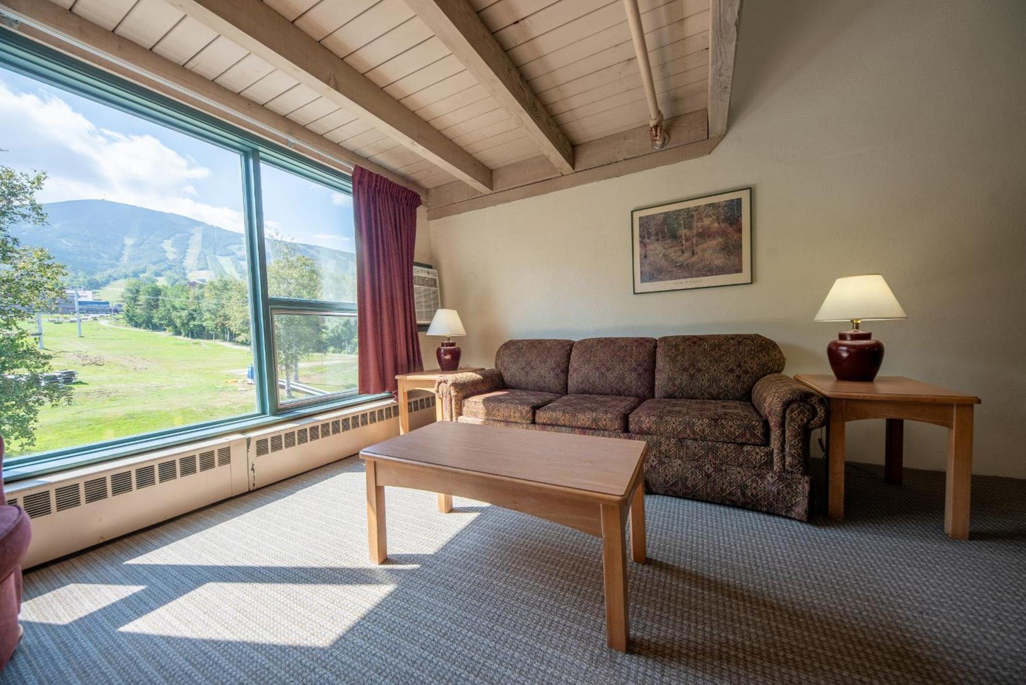 シュガーローフ グランド サミット ホテル Carrabassett Valley エクステリア 写真